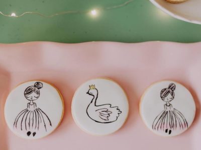 Biscoito pintado à mão