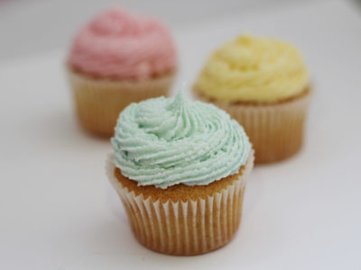 Cupcake ganache colorido tons pastéis