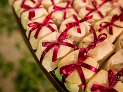 Bem casado papel creme fita vinho