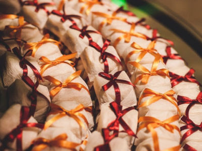 bem casado papel creme fita laranja e vinho