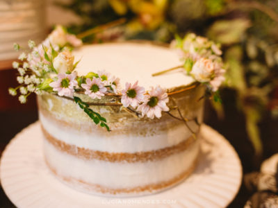 Dicas de Decoração Floral para Bolos