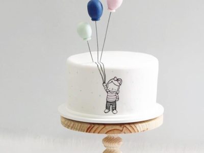 Bolo pintado com identidade visual do evento