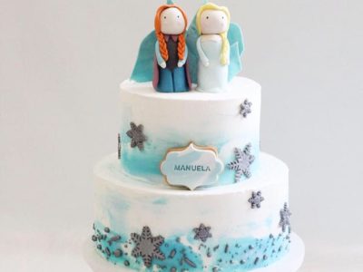 Bolo buttercream personalizado tema Frozen